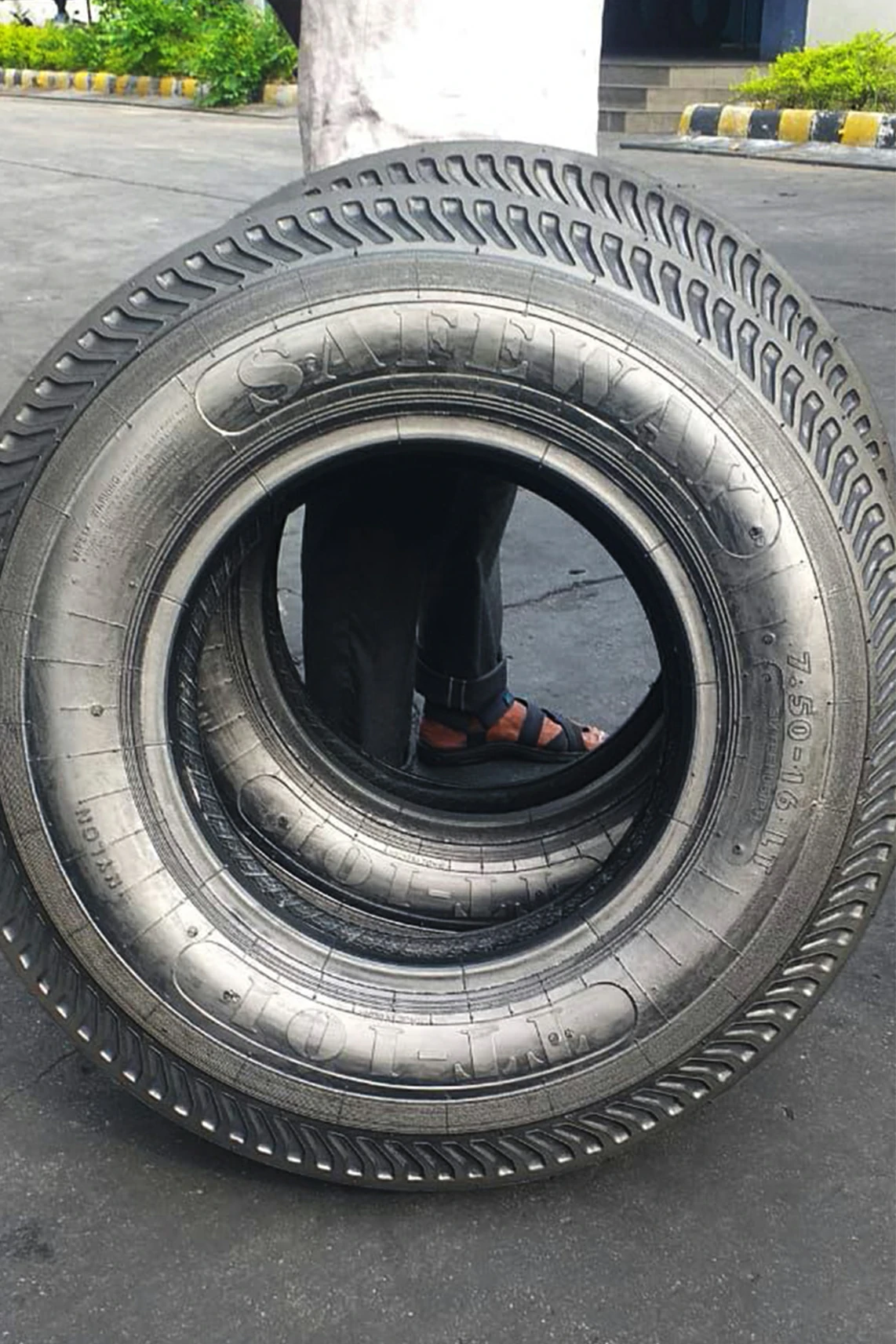 Safeway Tyre