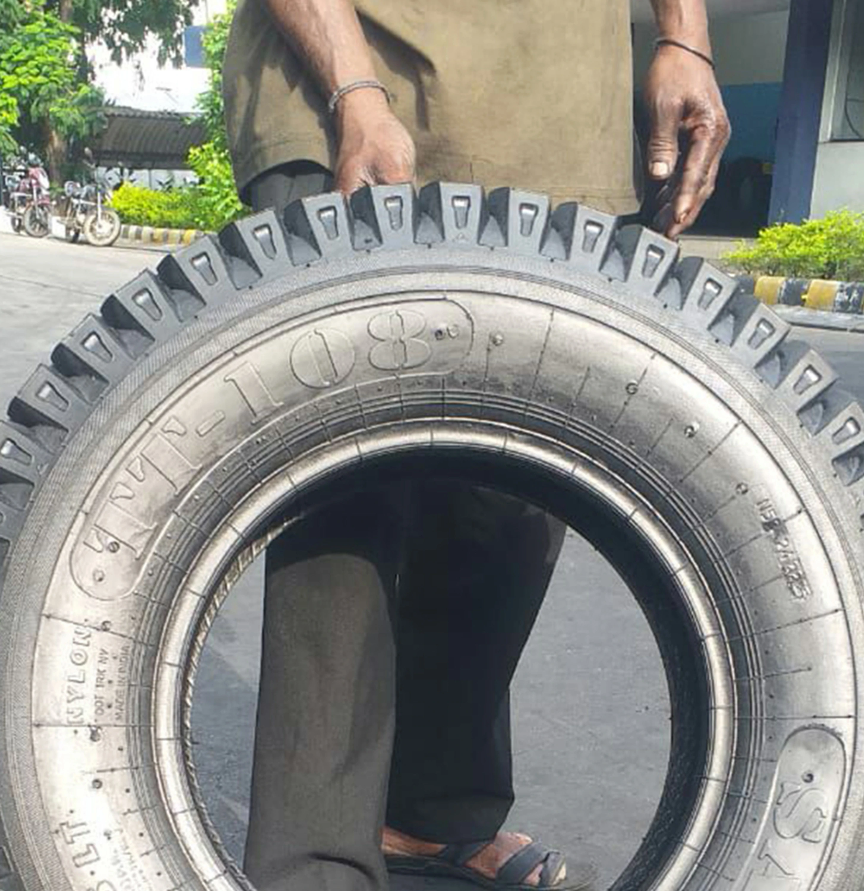 Safeway Tyre